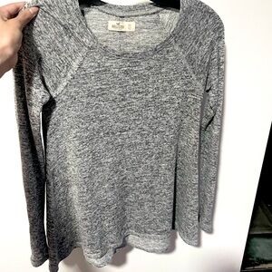 Hollister Gray Long Sleeve Relaxed Sweatshirt